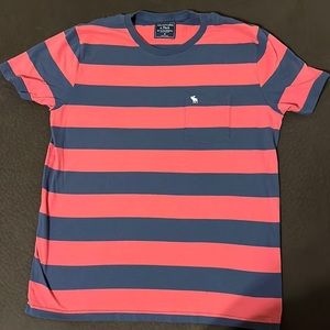 Men’s rugby stripe Abercrombie pocket tee size medium